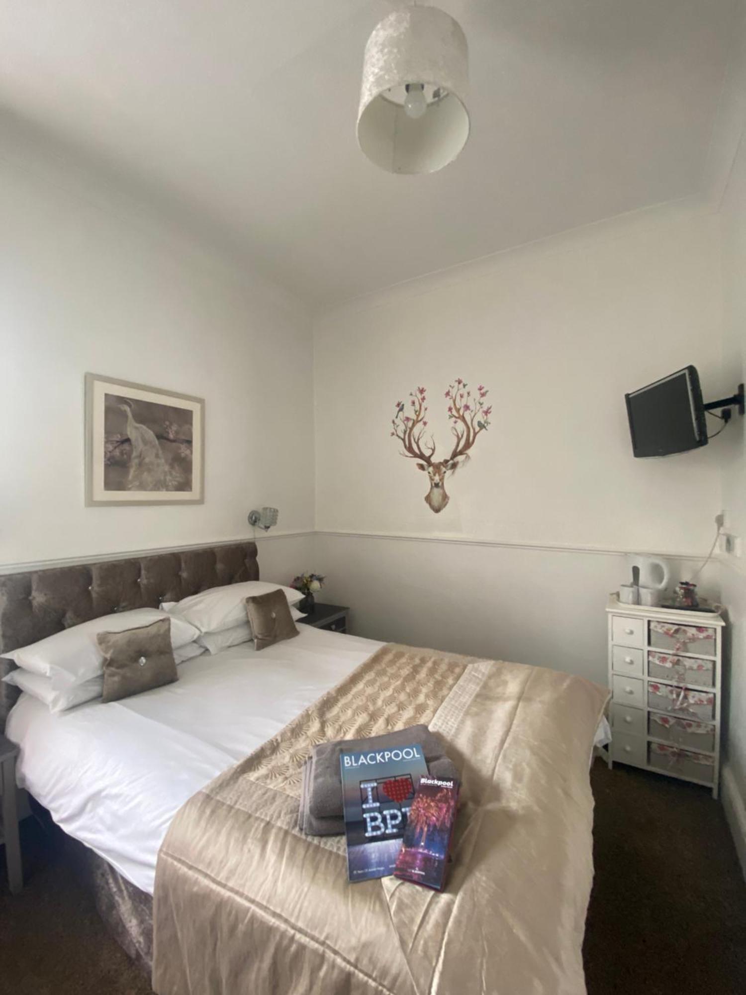 Mayfair Hotel Blackpool Buitenkant foto